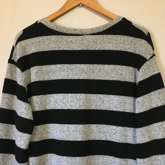 Punky Grey Black Tire Chevron Stripe Sweater - Picture 7 of 16